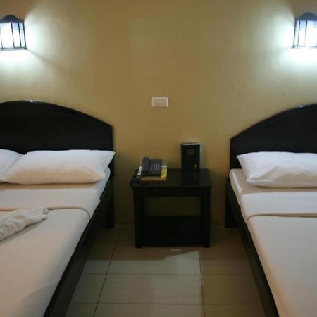 Sampaguita Suites Plaza Garcia Cebu Екстериор снимка
