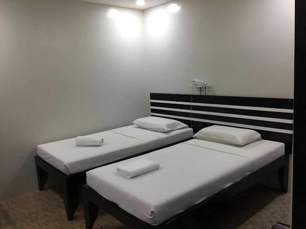 Sampaguita Suites Plaza Garcia Cebu Екстериор снимка