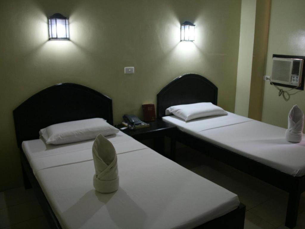 Sampaguita Suites Plaza Garcia Cebu Екстериор снимка