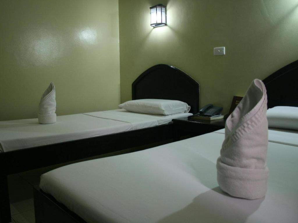 Sampaguita Suites Plaza Garcia Cebu Екстериор снимка