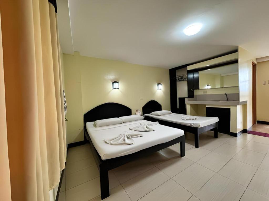Sampaguita Suites Plaza Garcia Cebu Екстериор снимка