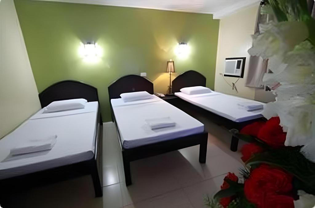 Sampaguita Suites Plaza Garcia Cebu Екстериор снимка