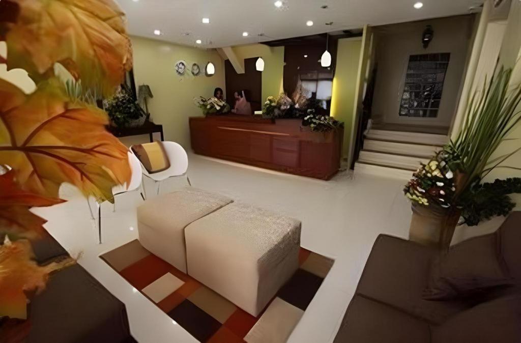 Sampaguita Suites Plaza Garcia Cebu Екстериор снимка